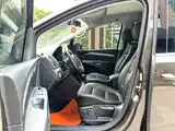 Фото 9 - Volkswagen Sharan
