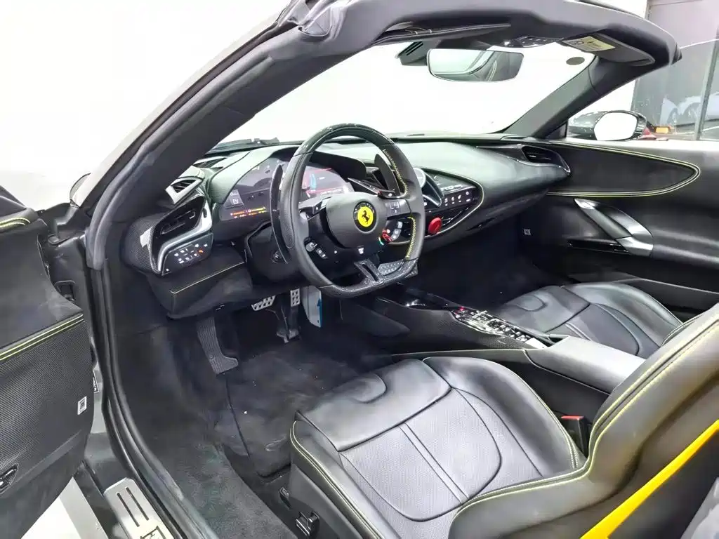 Ferrari SF90 2023 2021 3.9T V8 Spider