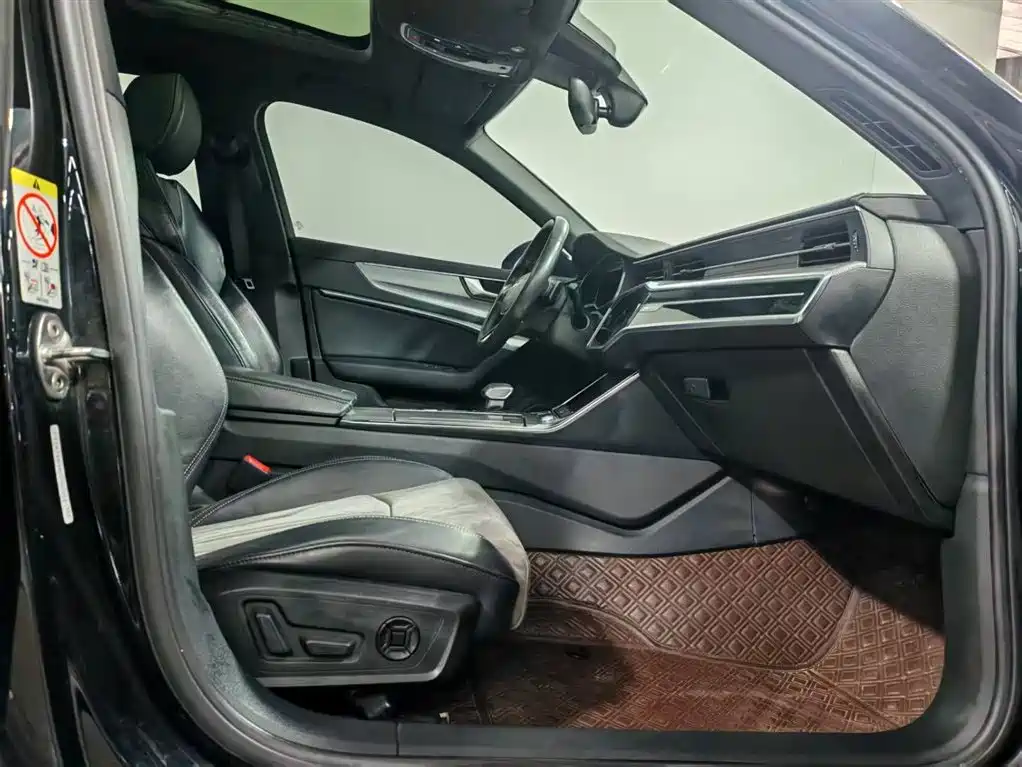 Audi A6L 2022 40 TFSI Luxury Dynamic фото 7