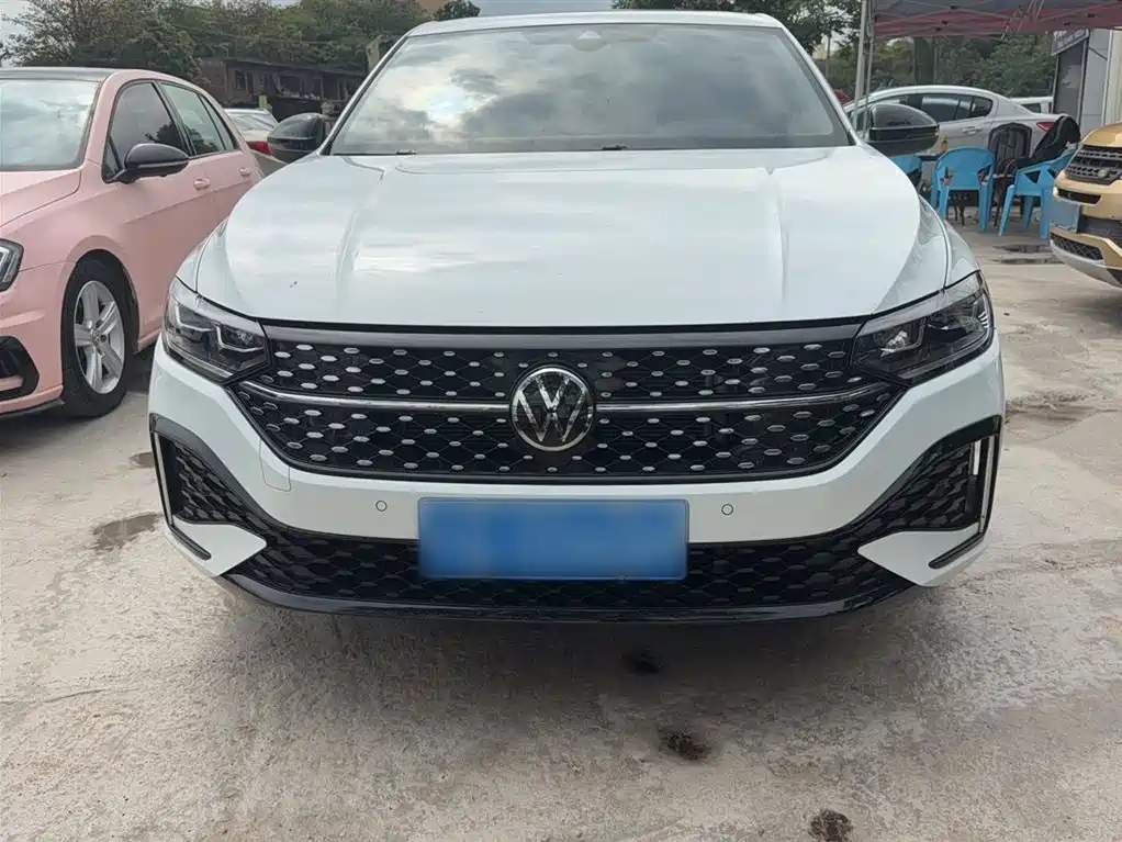 Volkswagen Lavida 2024 Model 300TSI DSG Starlight Leading Edition фото 7
