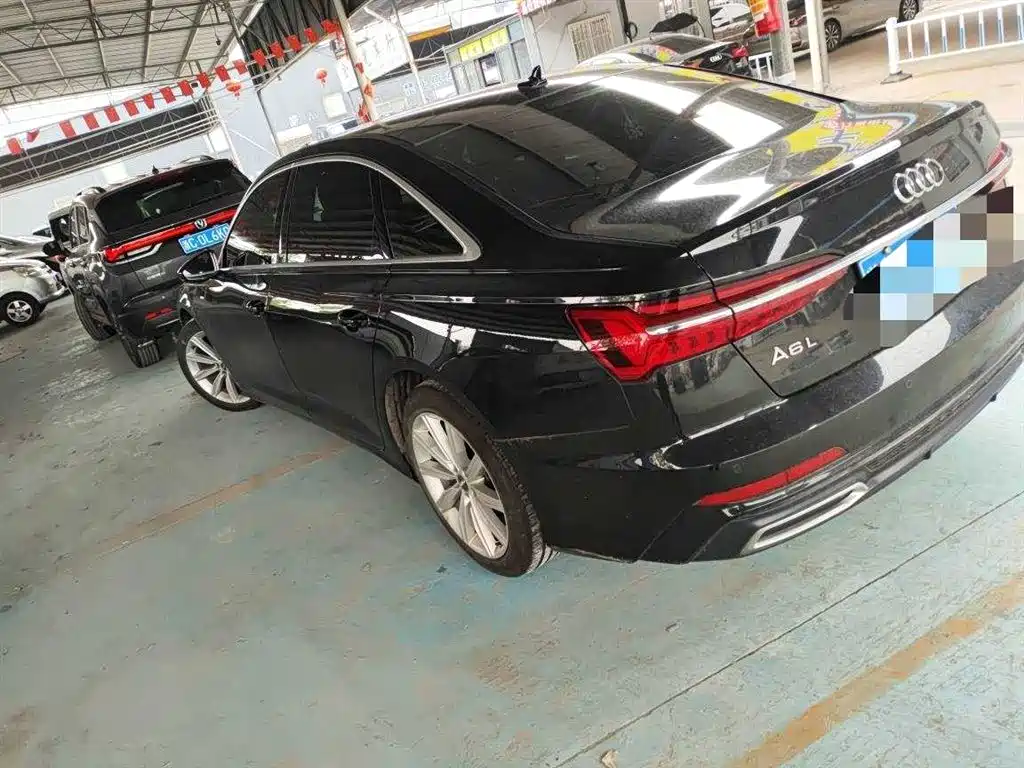 Audi A6L 2021 45 TFSI Exclusive Sport фото 9