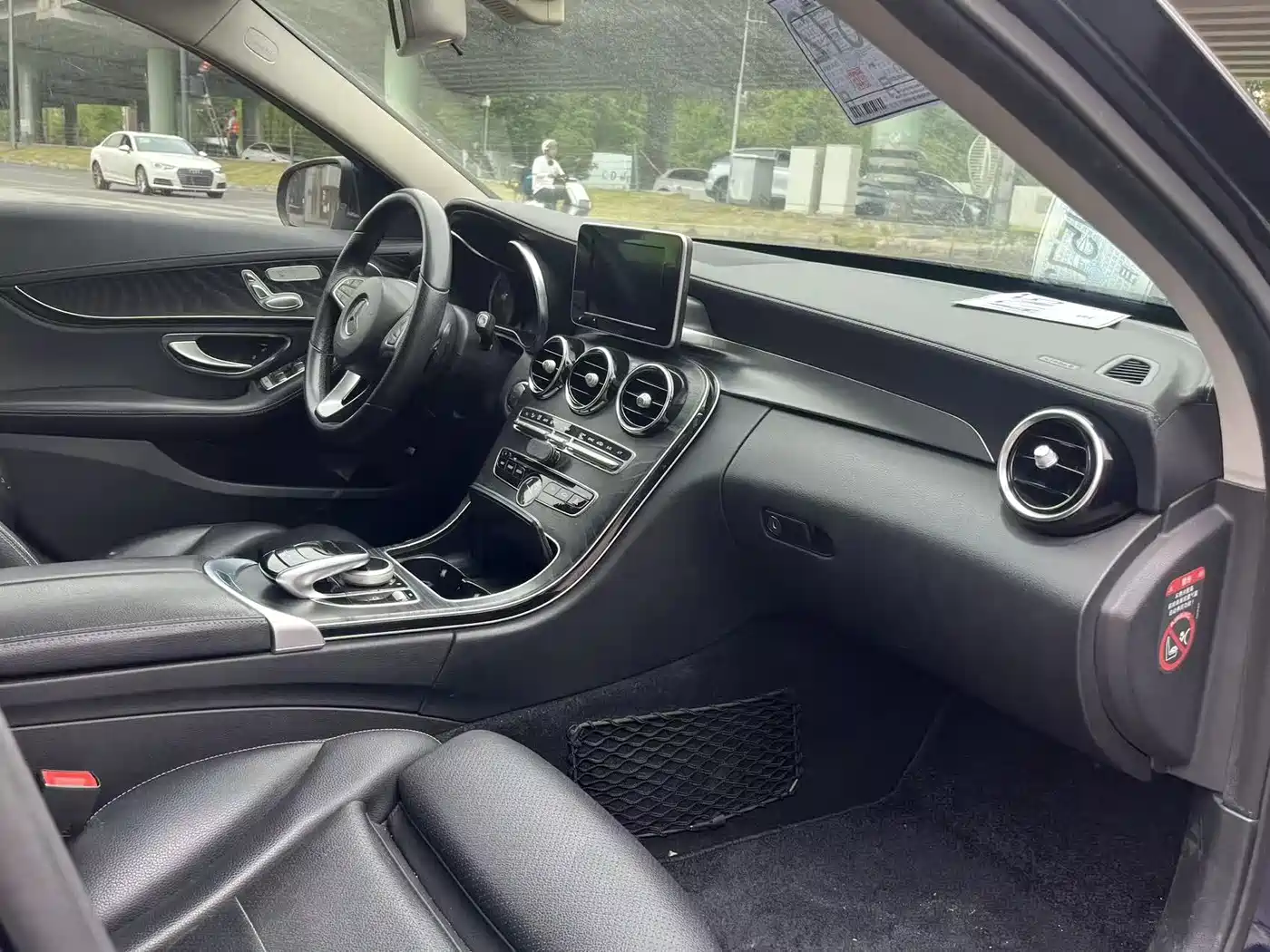 Mercedes-Benz C-Class 2016 C 200 L Sport фото 13