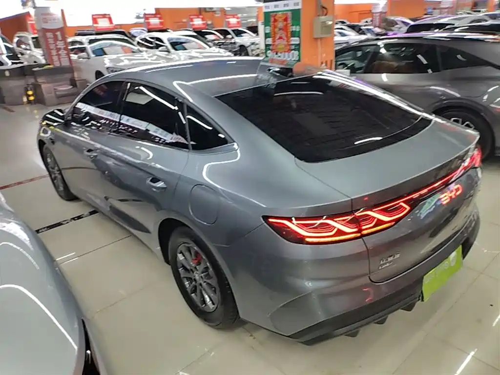 BYD Qin L 2025 DM-i Smart Drive Edition 80KM Leading фото 5