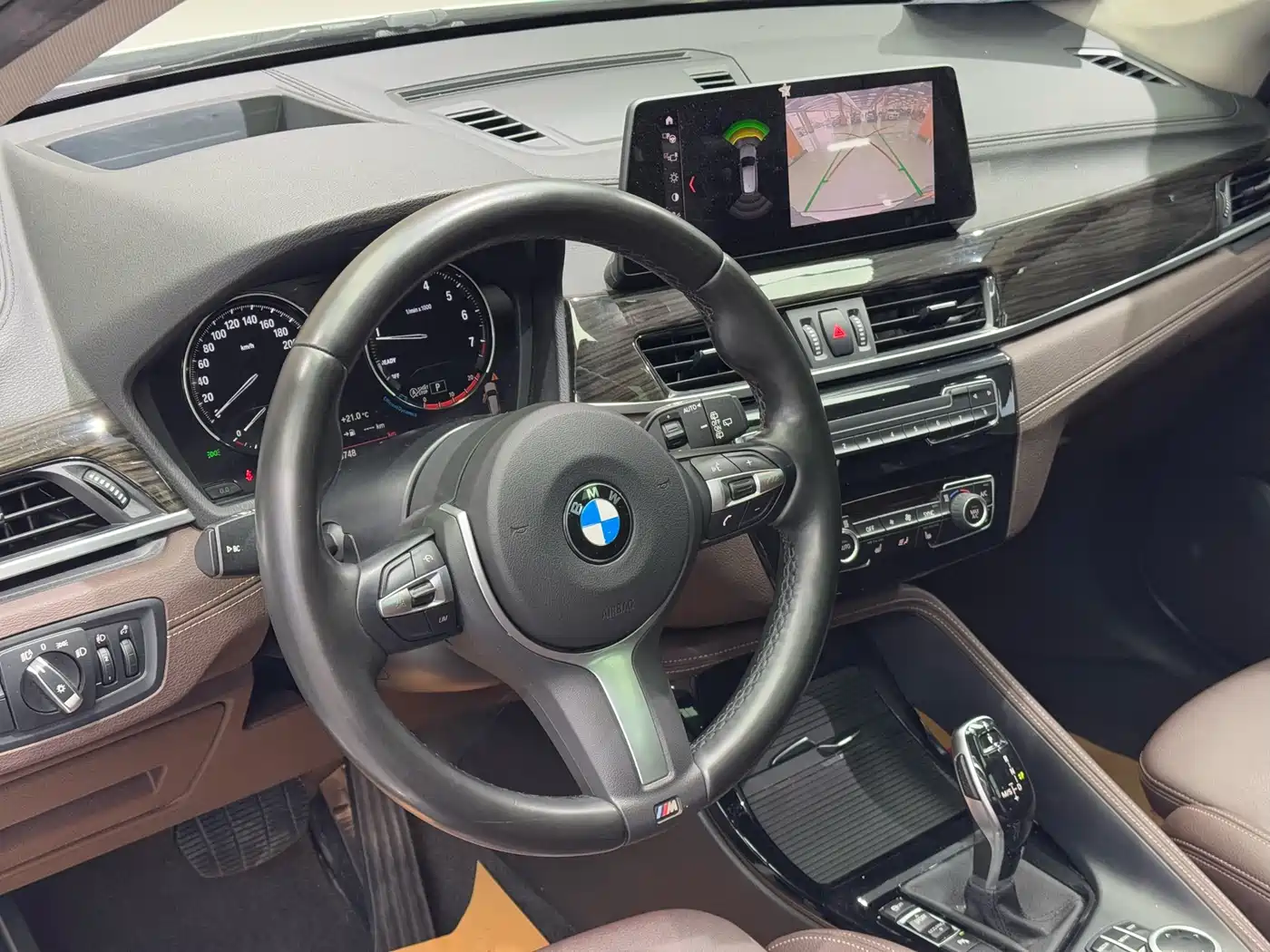 BMW X1 2020 xDrive25Li Premium Edition фото 15