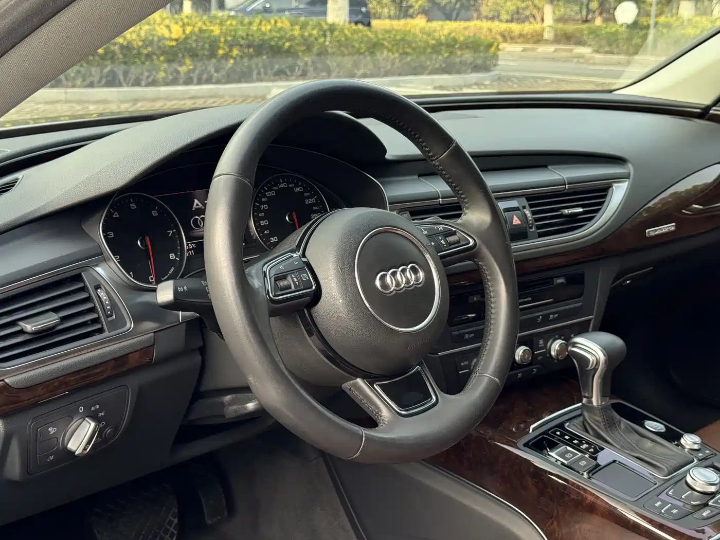 Audi A7 2012 3.0TFSI quattro Comfort фото 7