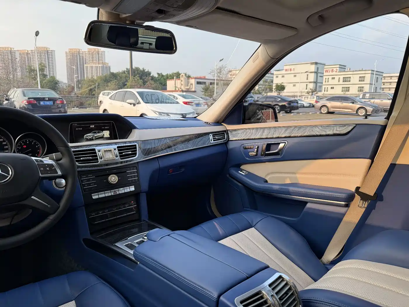 Mercedes-Benz E-Class 2015 Facelift E 260 L фото 21
