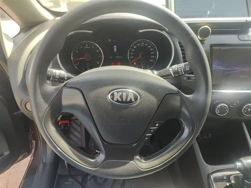 Kia K3 2016 1.6L Automatic GL фото 7