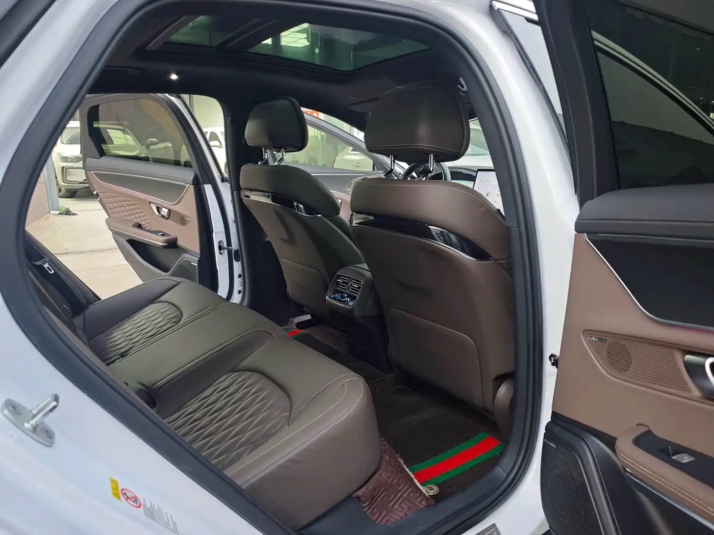 BYD Han 2022 EV Genesis Edition 715KM FWD Flagship фото 15