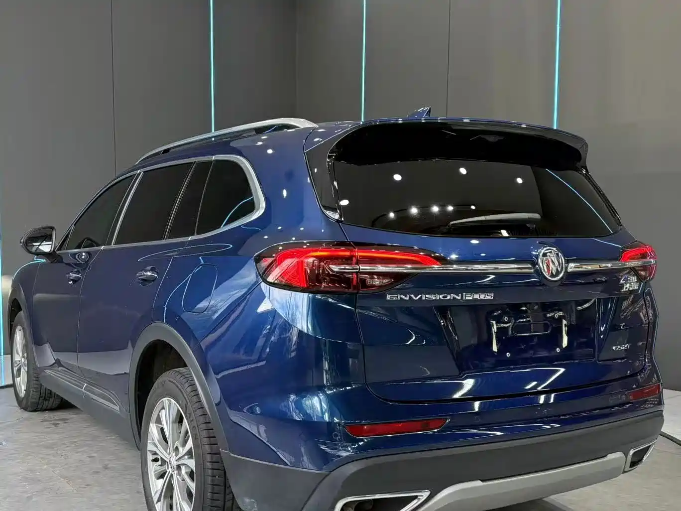 Buick Envision Plus 2023 2022 Enclave Plus 652T 5-Seater Luxury