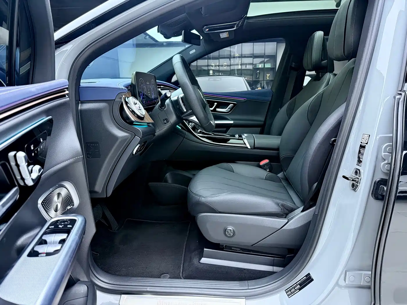 Mercedes-Benz EQE SUV 2023 350 4MATIC Luxury Edition фото 5