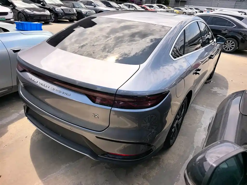 BYD Han 2022 DM-i 121KM Premium Edition фото 6