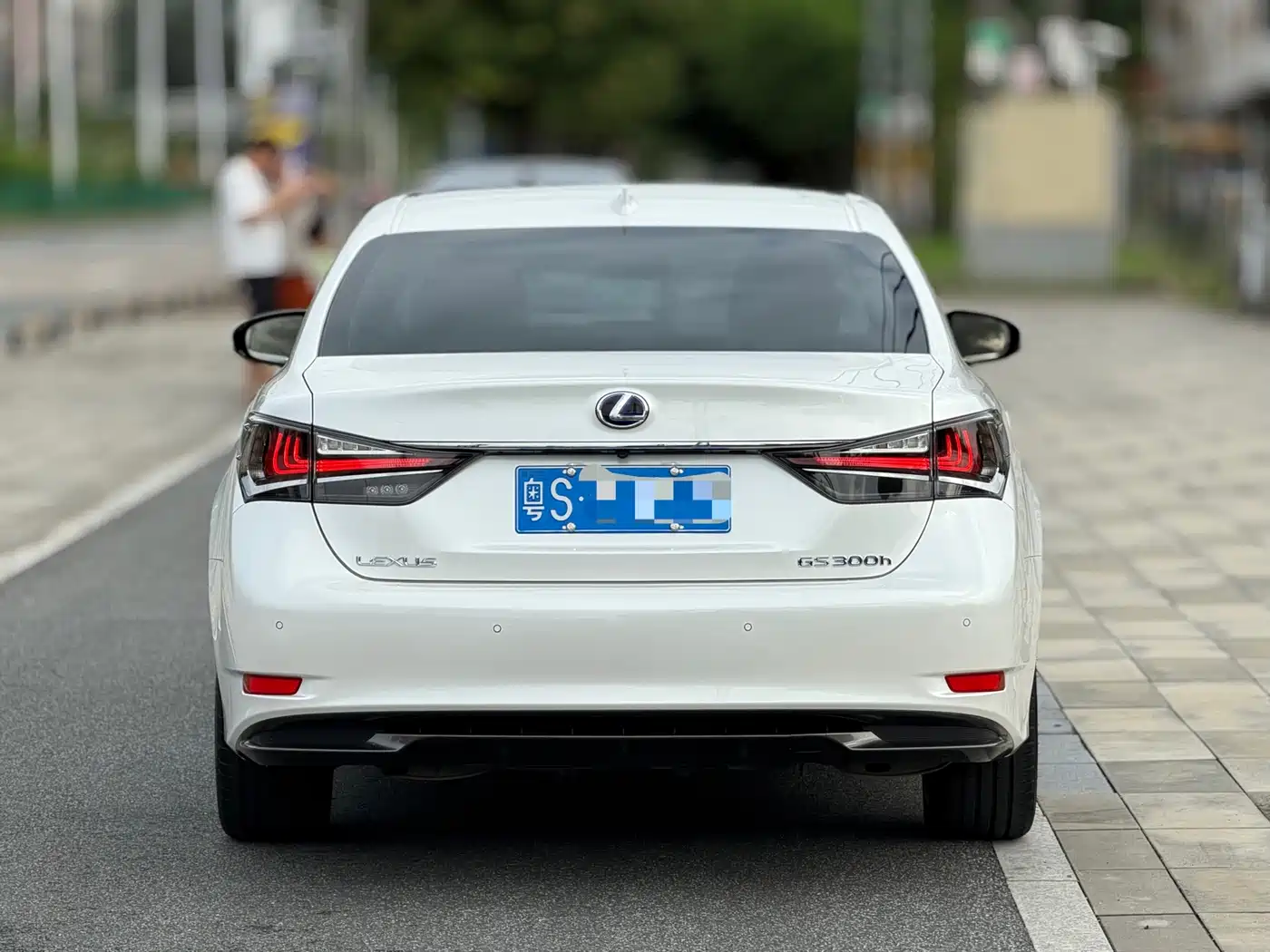 Lexus GS 2018 2016 300h Luxury Edition