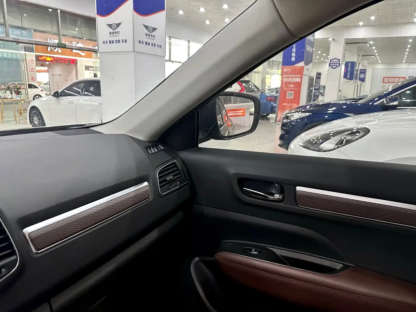 Renault Koleos 2018 2018 2.0L 2WD 120th Anniversary Limited Edition