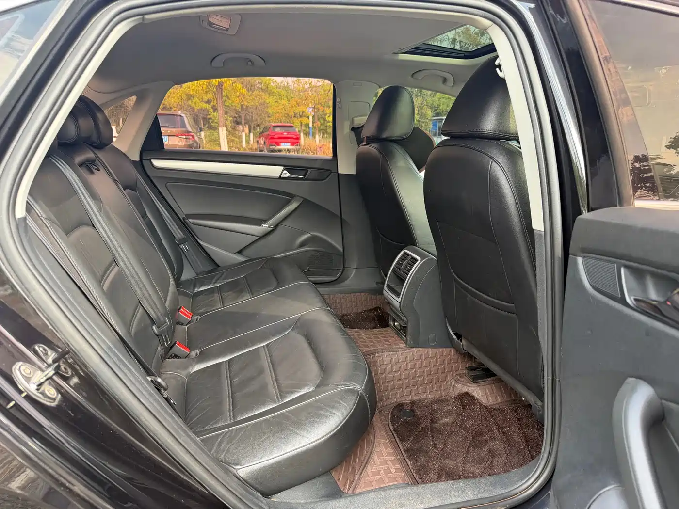Volkswagen Passat 2013 1.8TSI DSG Zunrong фото 14