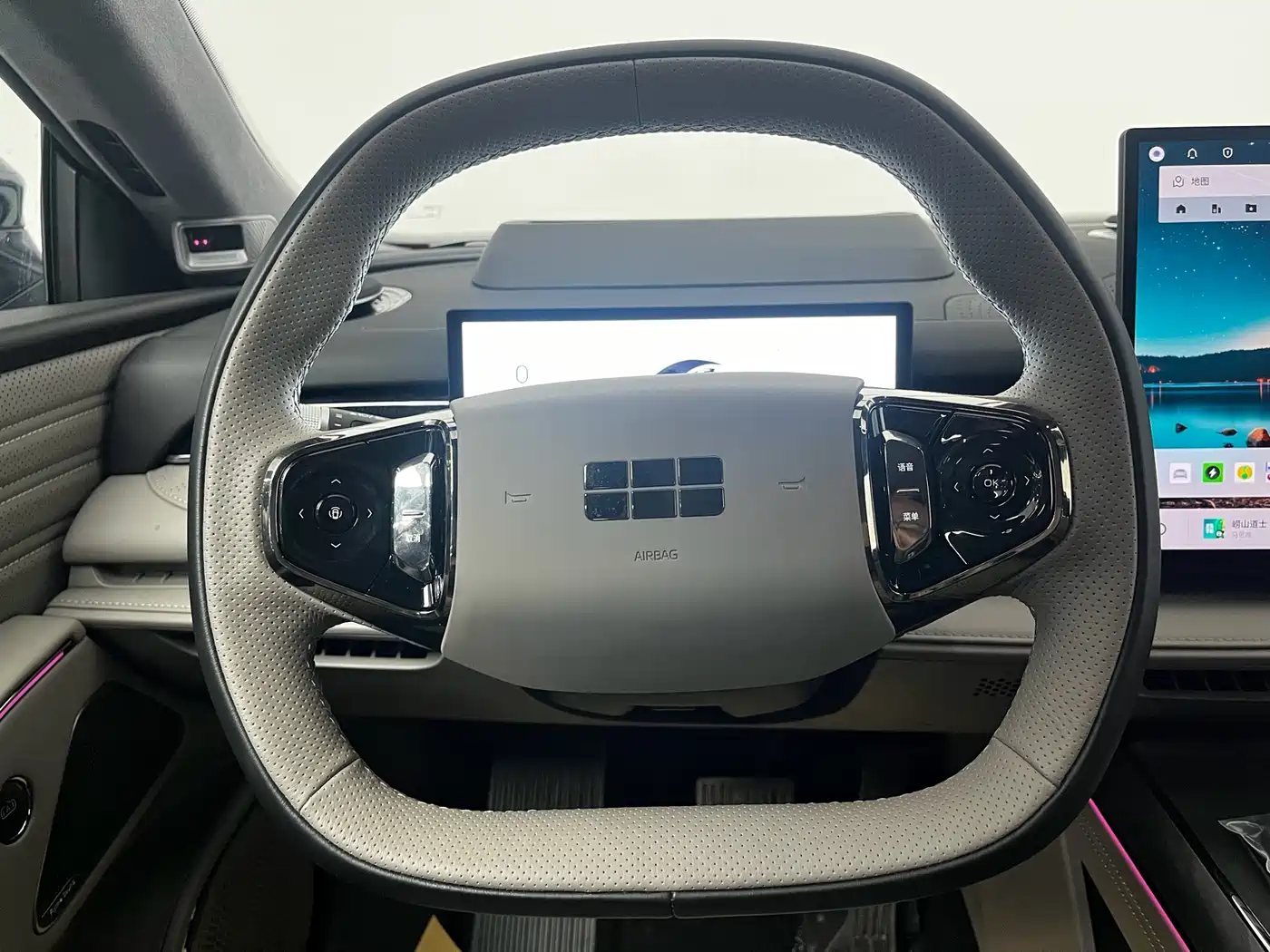 Geely Galaxy Galaxy Xingyao 8 2025 130km EM-P Starship Edition фото 9
