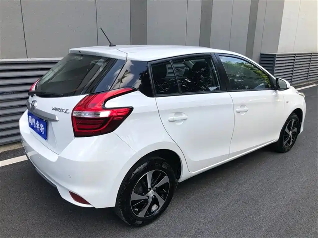 Toyota YARiS L Zhi Xuan 2016 Facelift 1.5E CVT Charming Edition фото 12