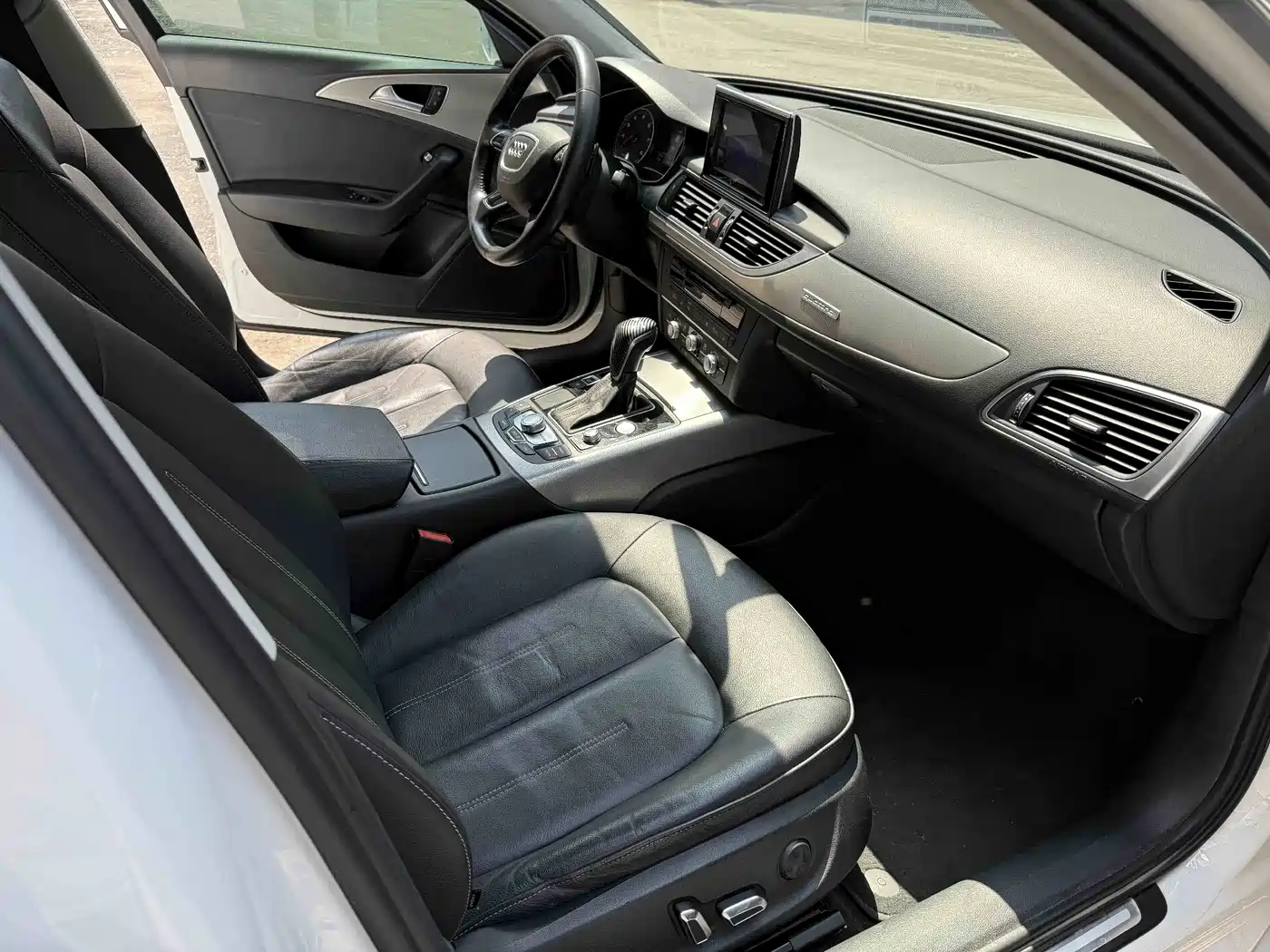 Audi A6L 2018 30th Anniversary 35 TFSI Fashion фото 11