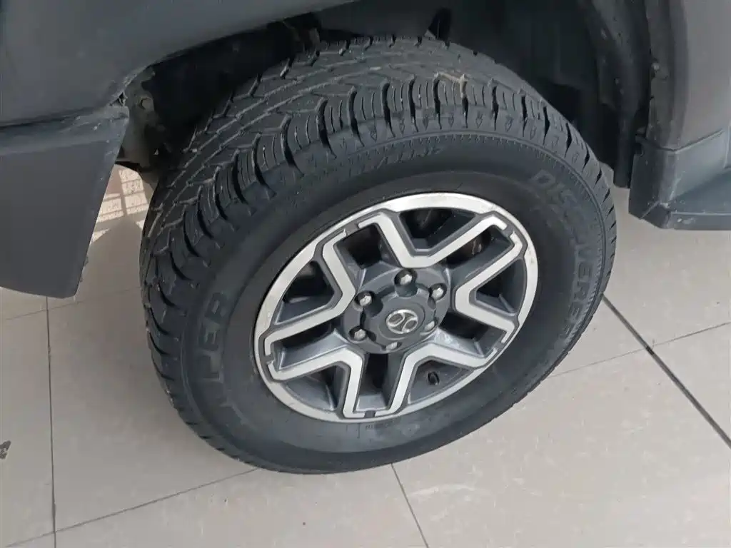 BAIC ORV Beijing Offroad BJ40 2016 Model 40L 2.3T Automatic 4WD Exclusive фото 23