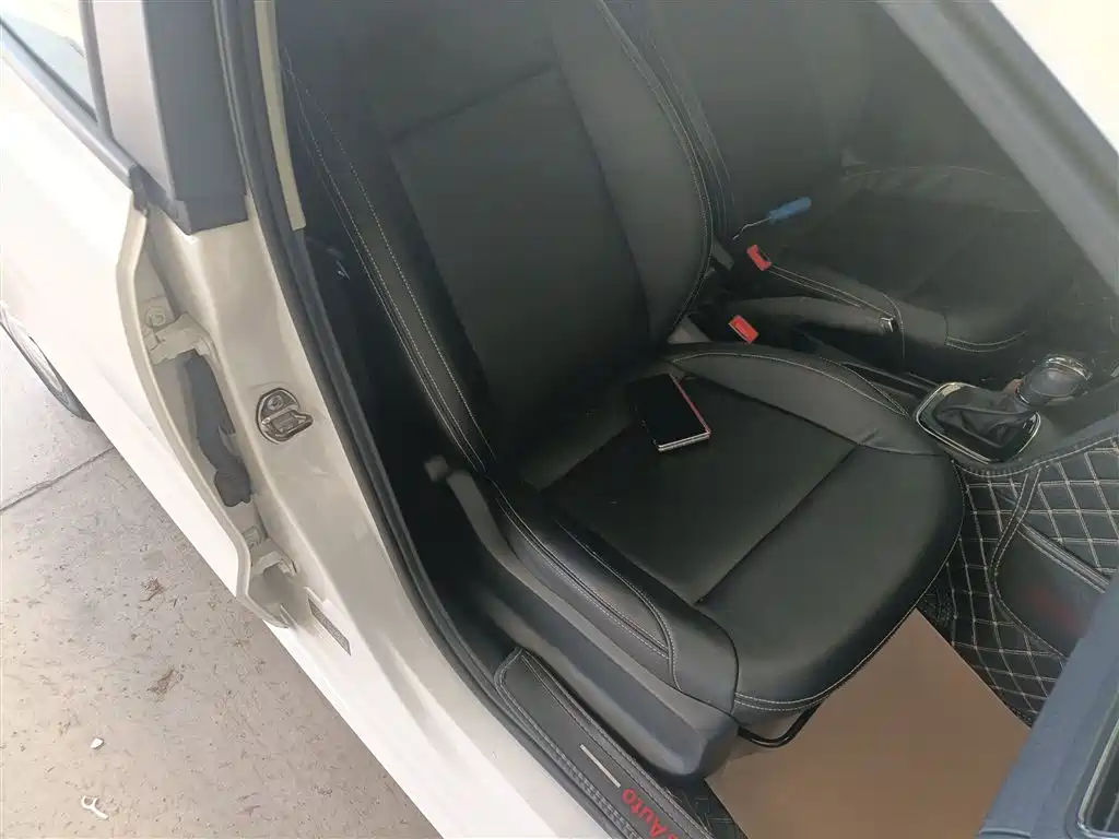 Volkswagen Polo 2018 1.5L Auto Comfort фото 25