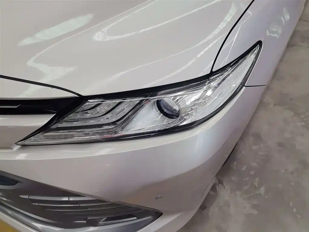 Toyota Camry 2018 2.0G Luxury Edition фото 16