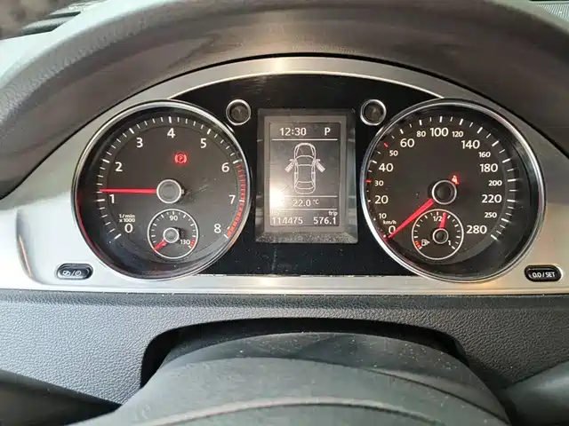 Volkswagen FAW-Volkswagen CC 2016 Model 1.8TSI Premium — фото 4