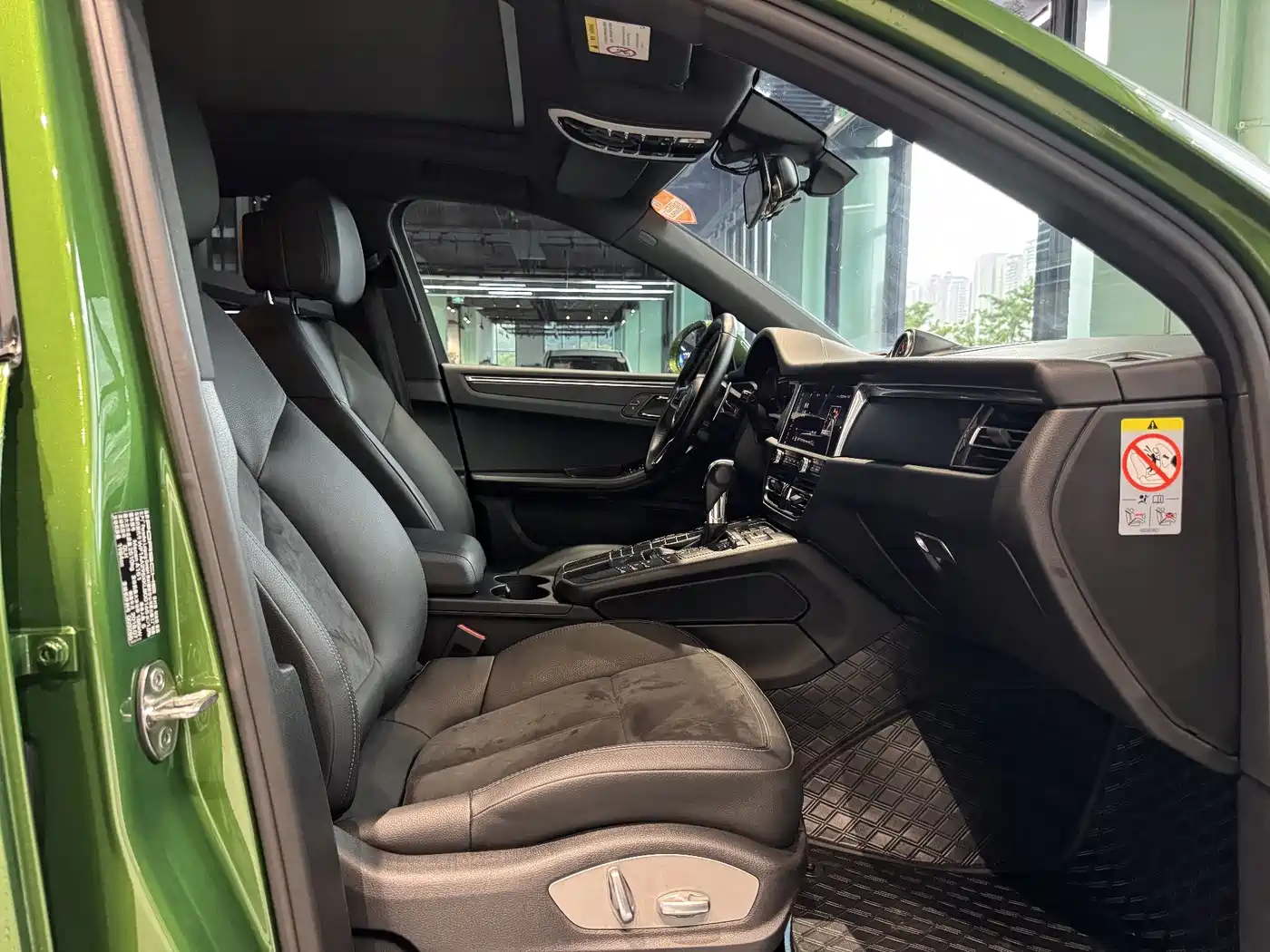 Porsche Macan 2018 Macan 2.0T фото 10