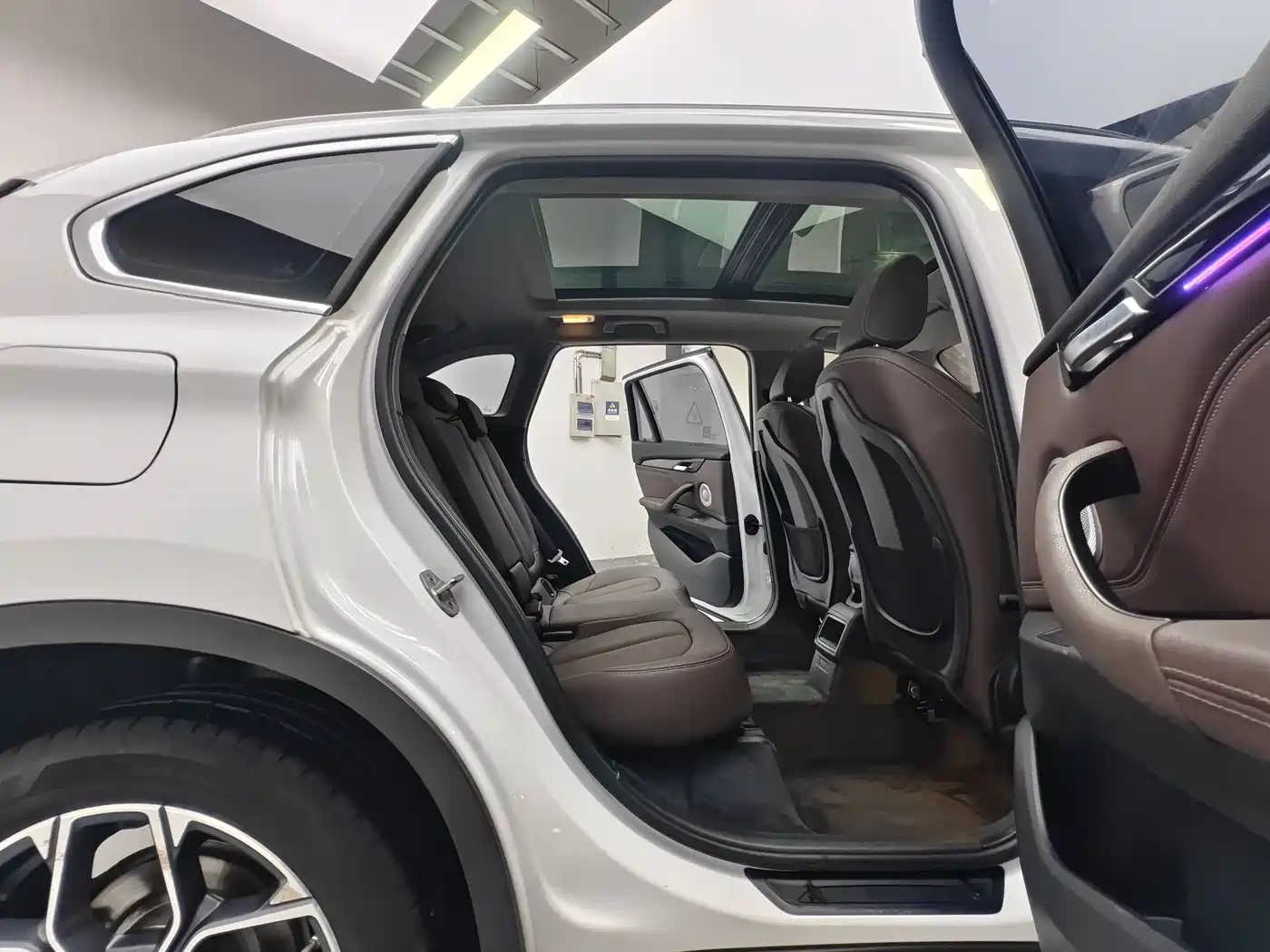 BMW X1 2022 sDrive20Li Fashion фото 13