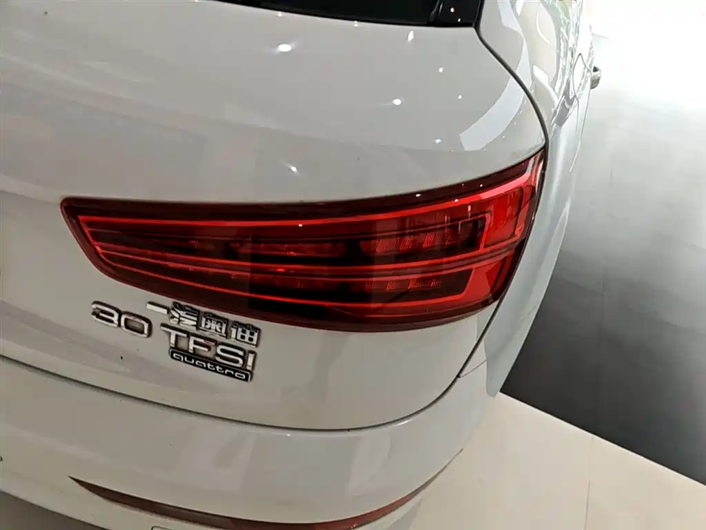 Audi Q3 2017 30 TFSI Fashion фото 8