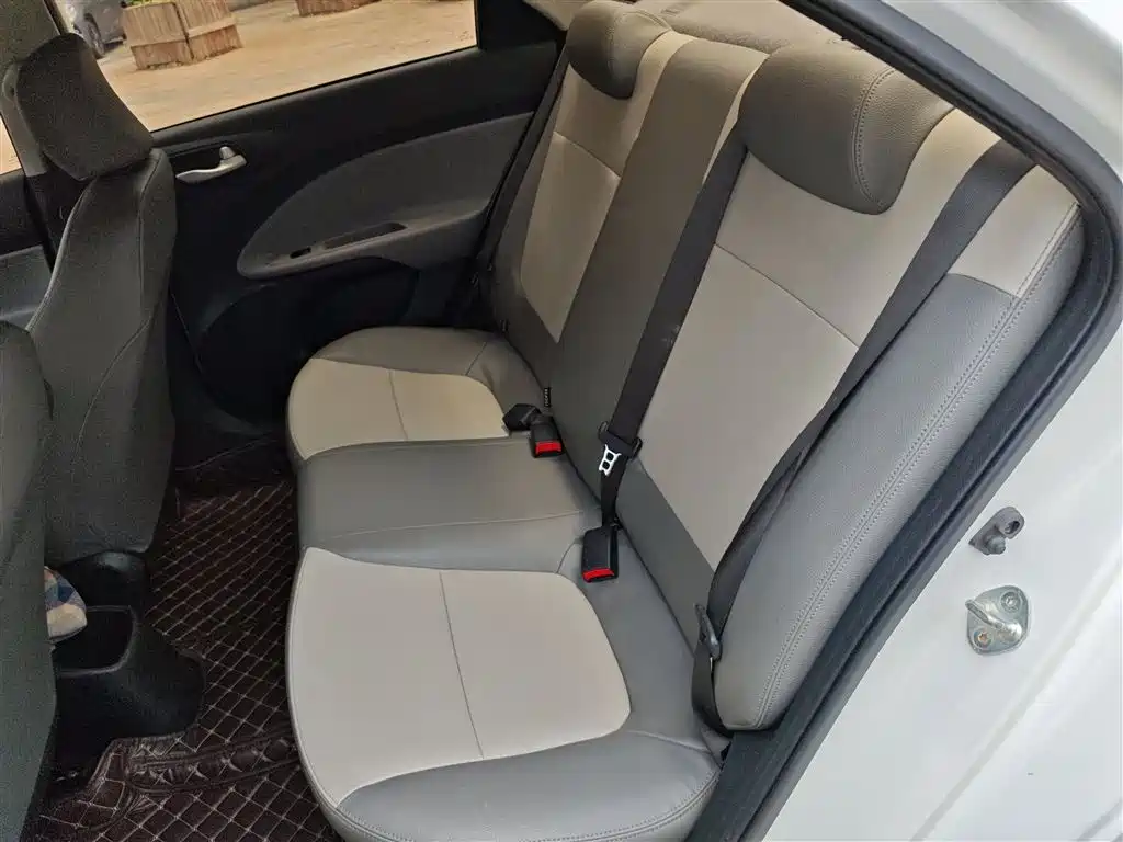 Kia Huan Chi 2019 1.4L Manual Smart Value Edition China VI фото 17