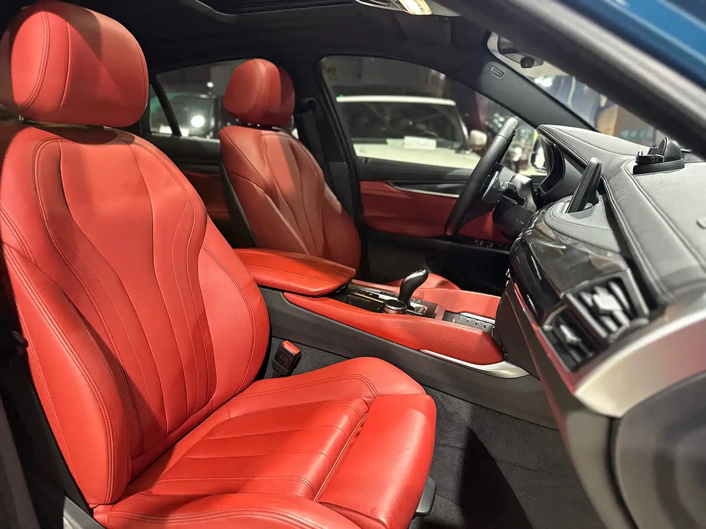 BMW X6 2017 xDrive35i M Luxury Sport фото 41