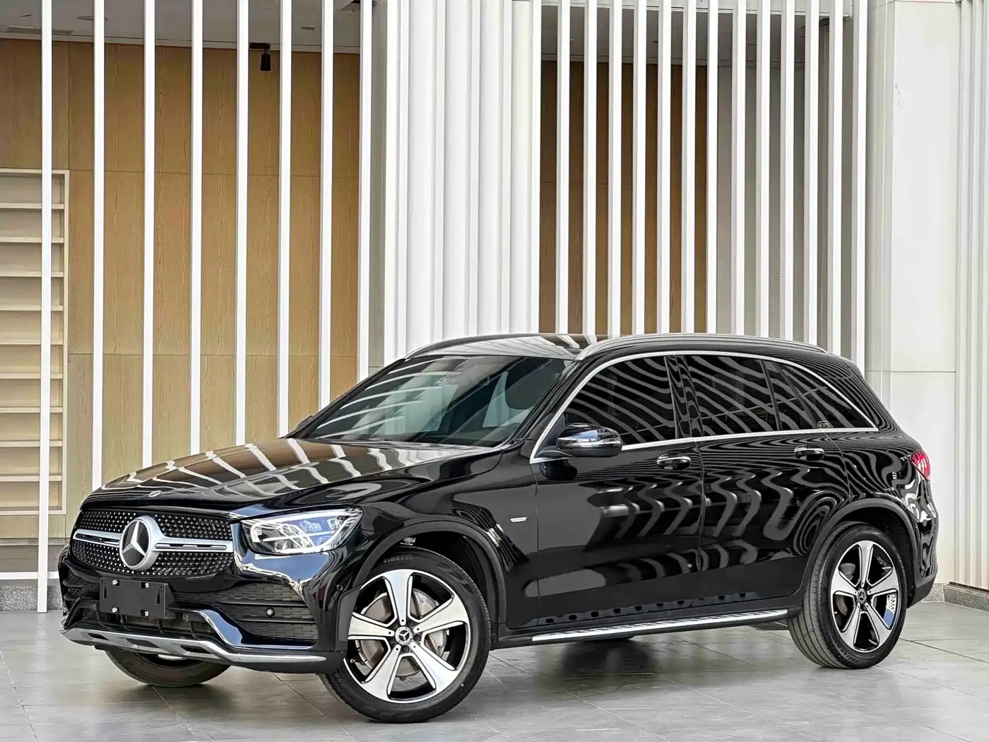 Mercedes-Benz GLC 2022 Facelift GLC 300 L 4MATIC Dynamic Collector's Edition