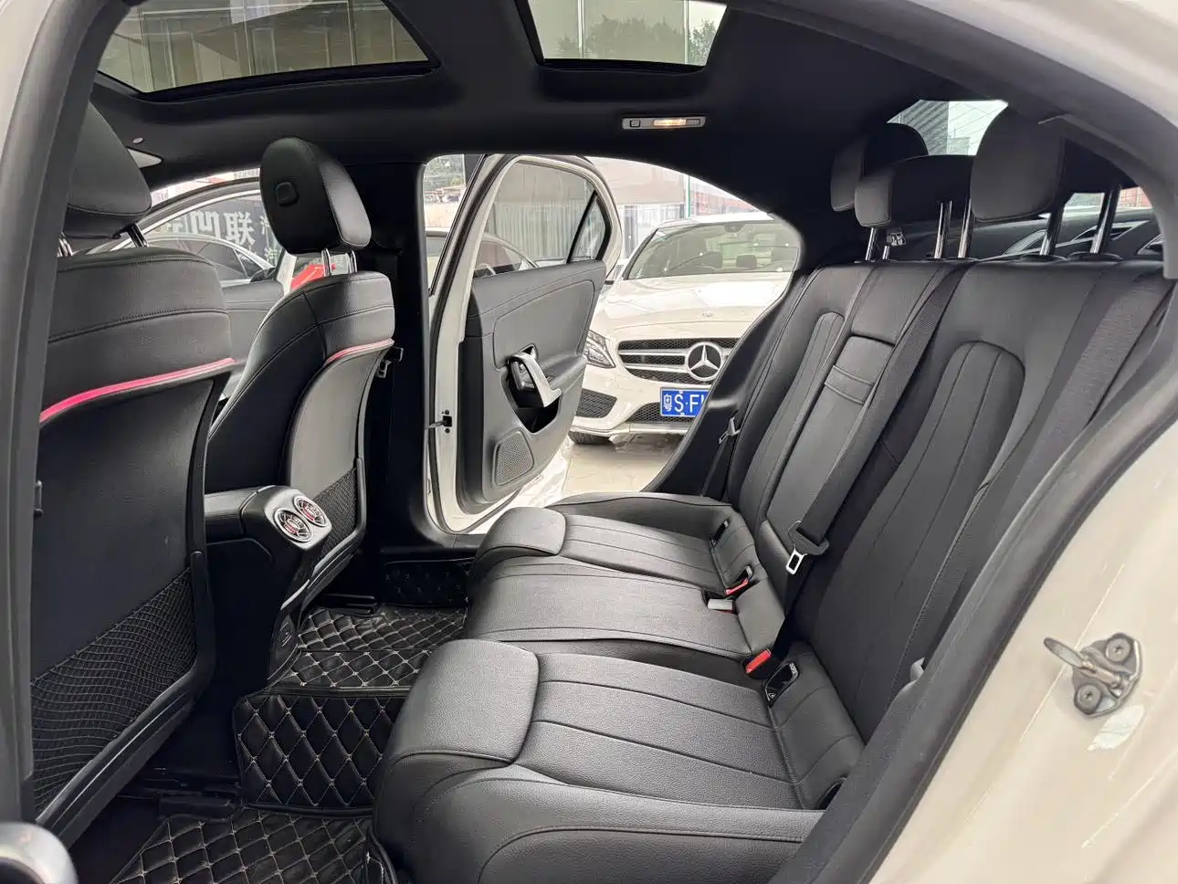 Mercedes-Benz A-Class 2020 Facelift A 200 L Sport Sedan Dynamic фото 9