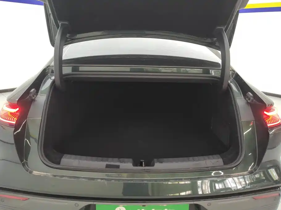 Geely Galaxy Galaxy Xingyao 8 2025 2025 130km EM-i Premium Edition