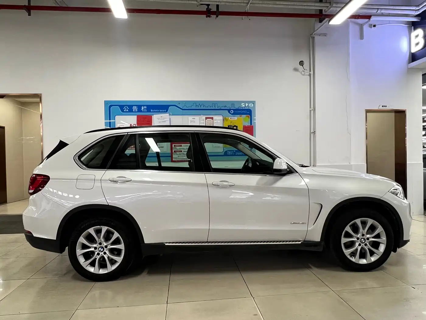 BMW X5 (Import) 2017 xDrive35i Elegance фото 6