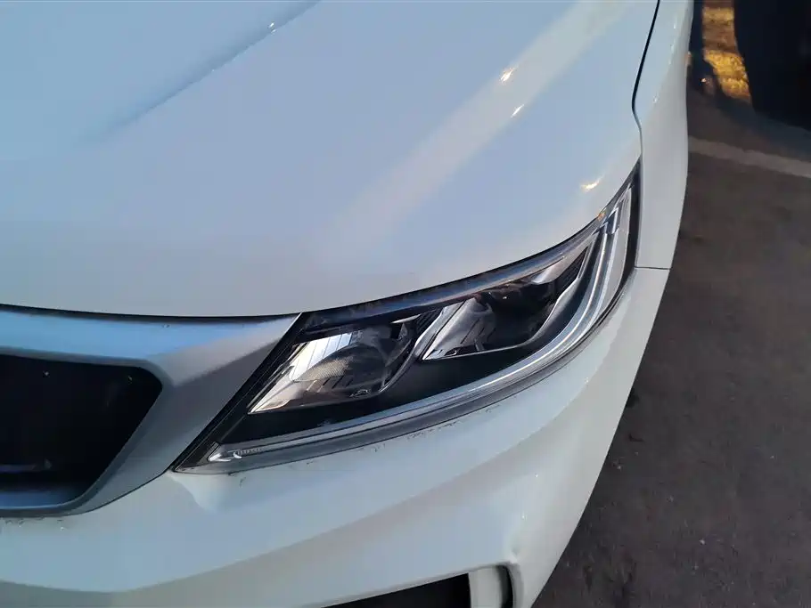 GEELY AUTOMOBILE VISION X6