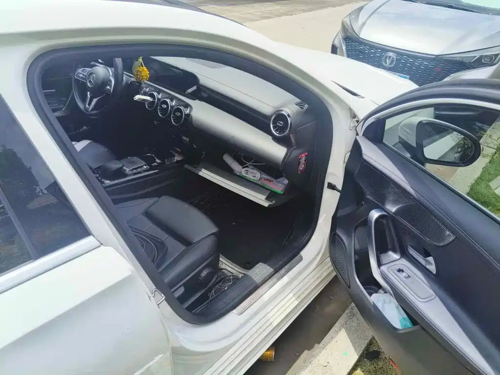Mercedes-Benz A-Class, миниатюра 10