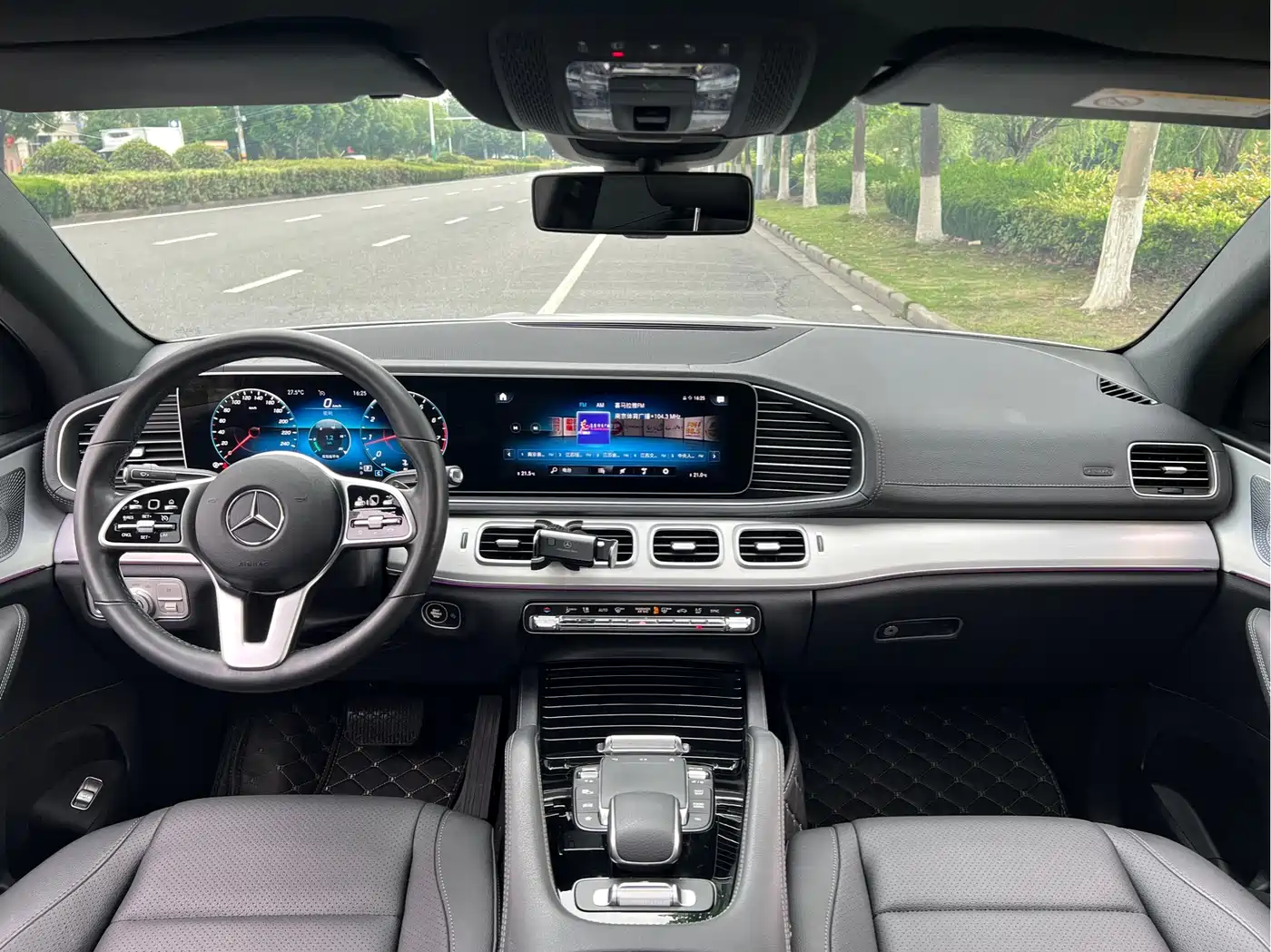 Mercedes-Benz GLE Coupe 2020 GLE 350 4MATIC Coupe SUV Luxury фото 11