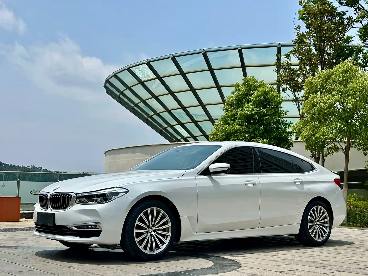 BMW 6 Series GT 2019 630i Luxury Design Package