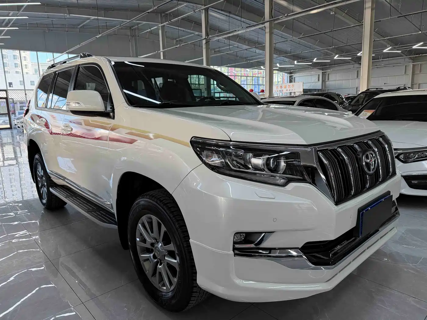 Toyota Prado 2019 3.5L Automatic TX-L Zunxiang Edition with Rear-mounted Spare Tire фото 3
