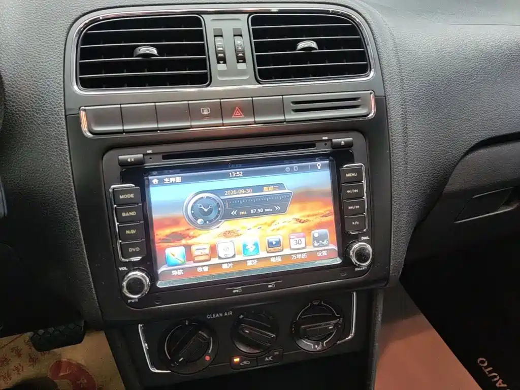 Volkswagen Polo 2016 2016 1.6L Automatic Comfort