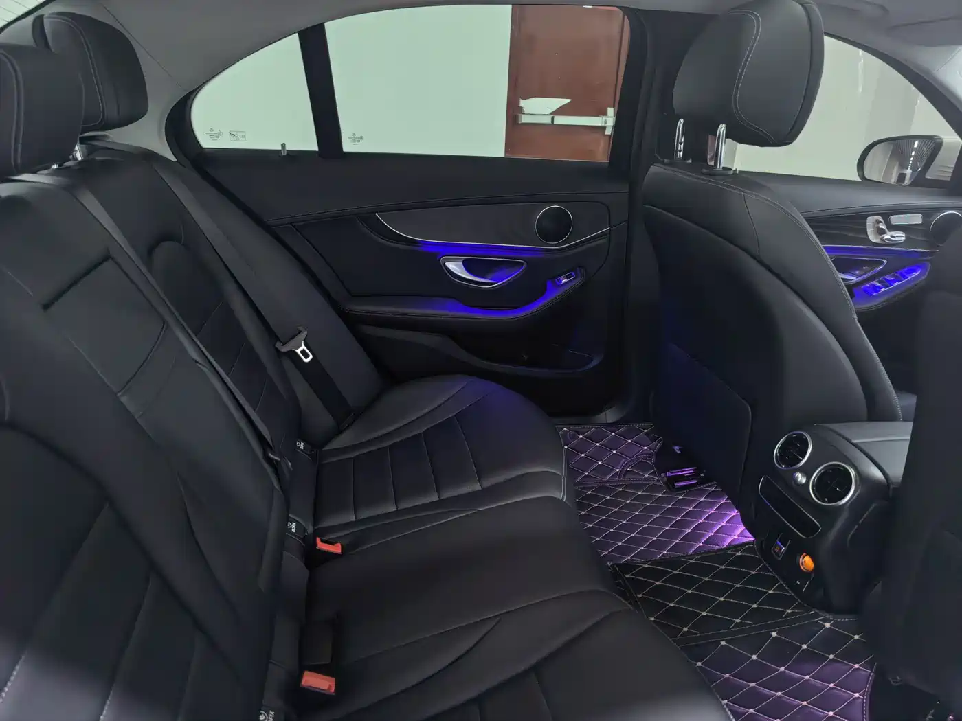 Mercedes-Benz C-Class 2017 Facelift C 200 Sport Edition фото 7