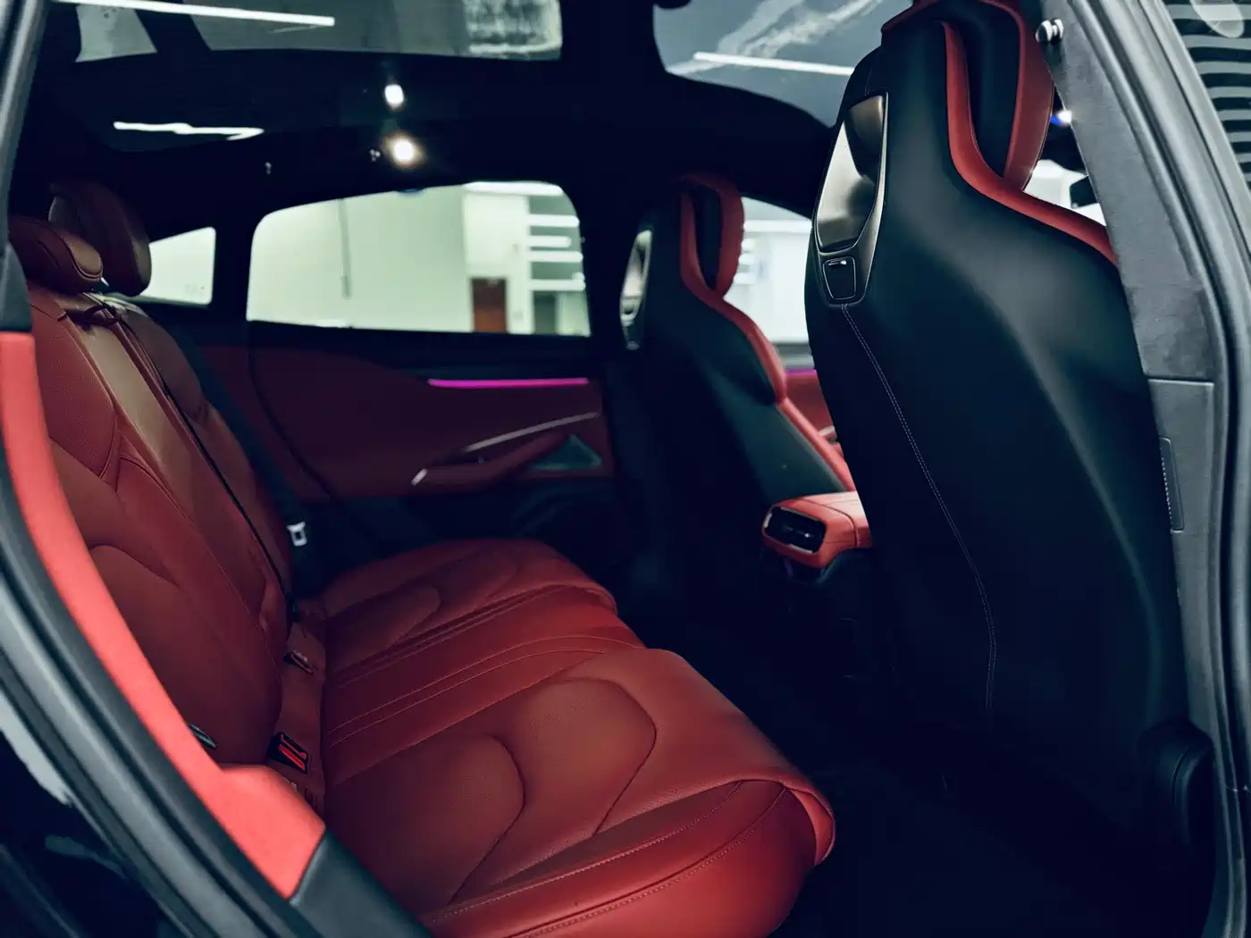 XIAOMI CAR XIAOMI SU7