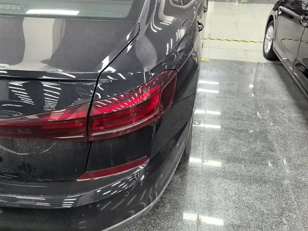 Volkswagen Passat 2025 Outstanding 280TSI Business Edition фото 8