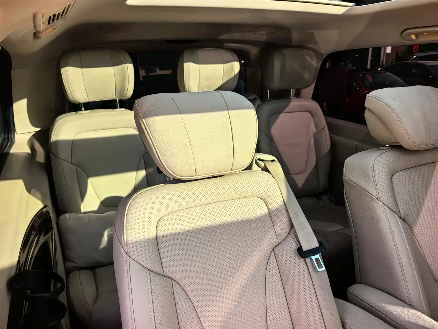 Mercedes-Benz V-Class 2016 V 260 L Premium Long фото 15