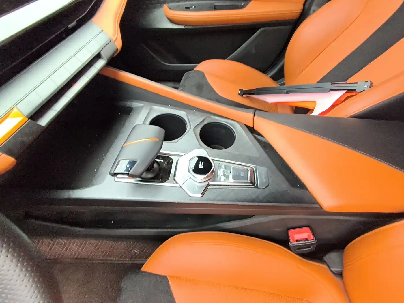 CHANGAN UNI-V