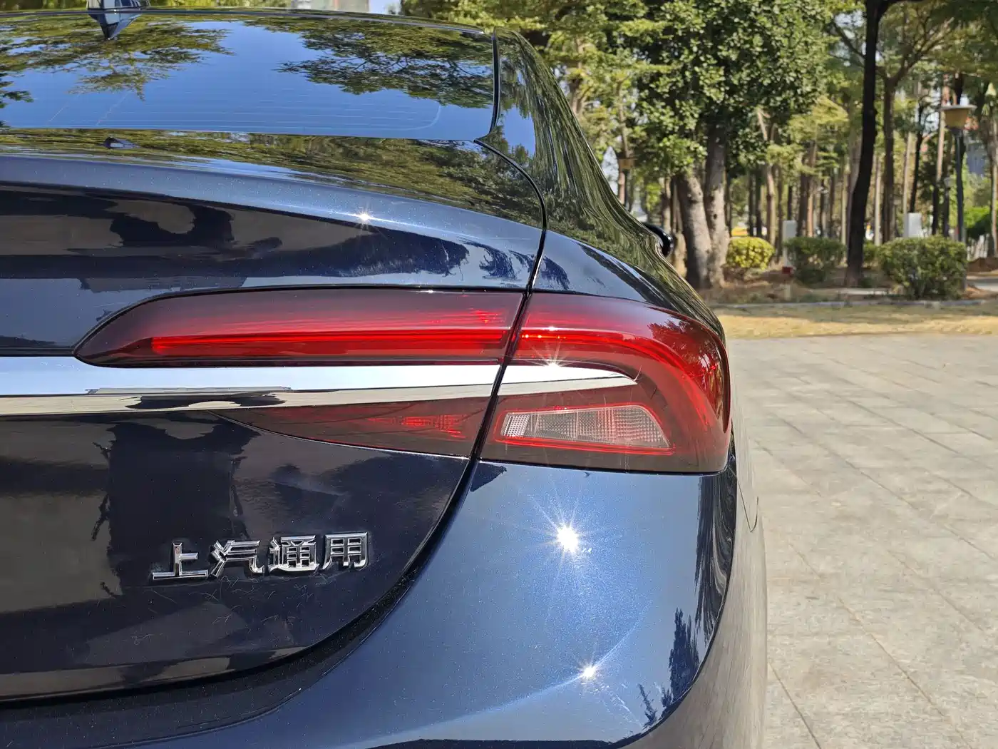 BUICK LACROSSE