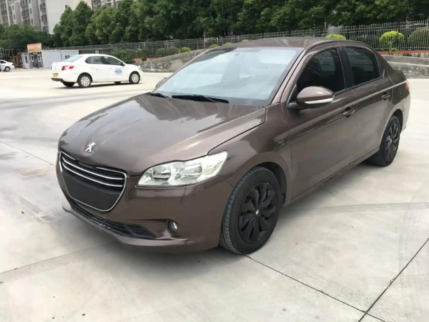 Peugeot 301 2014 1.6L Automatic Comfort Edition