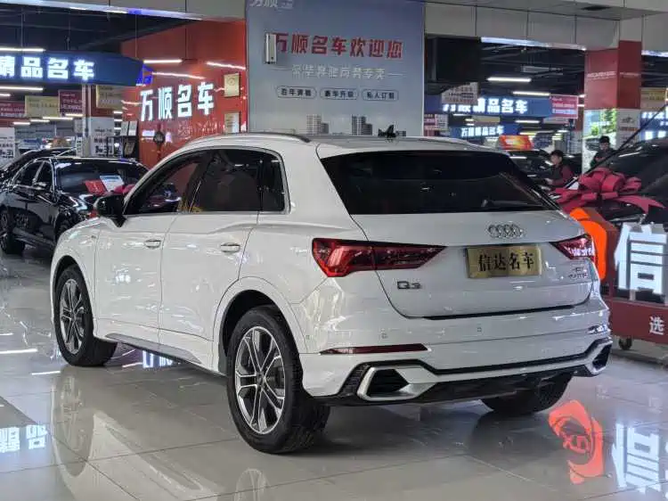 Audi Q3 2024 40 TFSI Fashion Sport фото 21