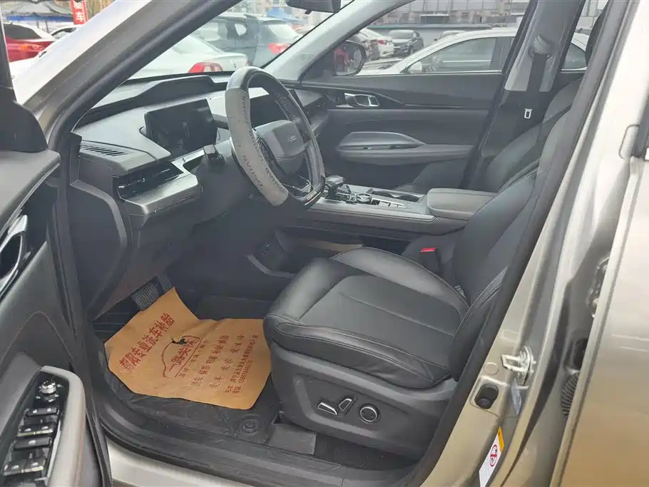 CHANGAN CHANGAN AUCHAN Z6