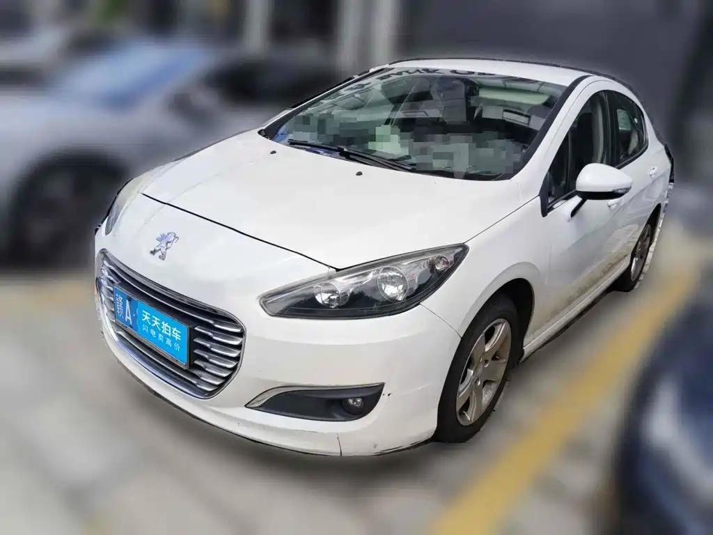 Фото 1 - Peugeot 308